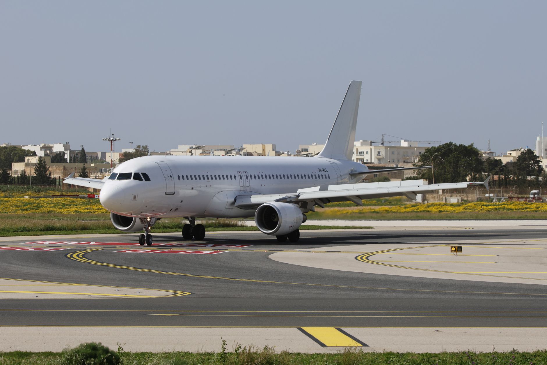 Redaktionelt motiv knyttet til Commercial Aviation Services og kommercielle luftfartsydelser